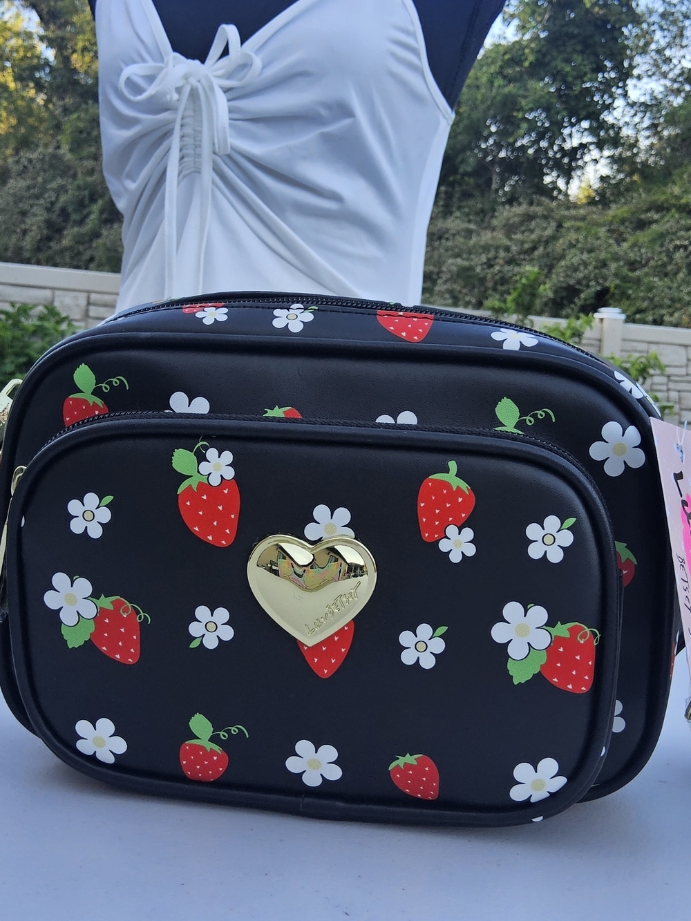 NWT-Betsey Johnson Black Strawberry & Daisy Gold Heart Crossbody